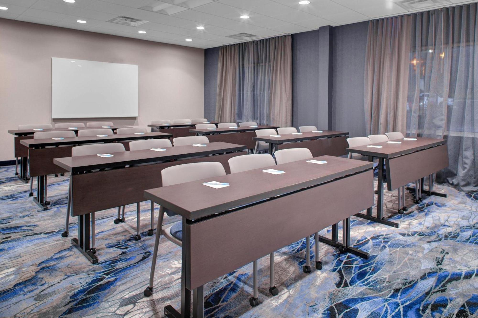 Fairfield Inn & Suites By Marriott Roanoke Salem Ngoại thất bức ảnh