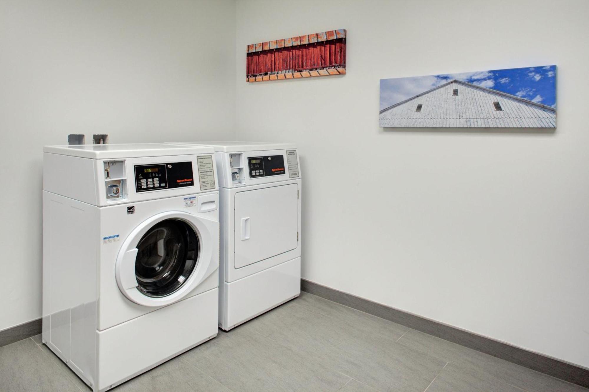 Fairfield Inn & Suites By Marriott Roanoke Salem Ngoại thất bức ảnh