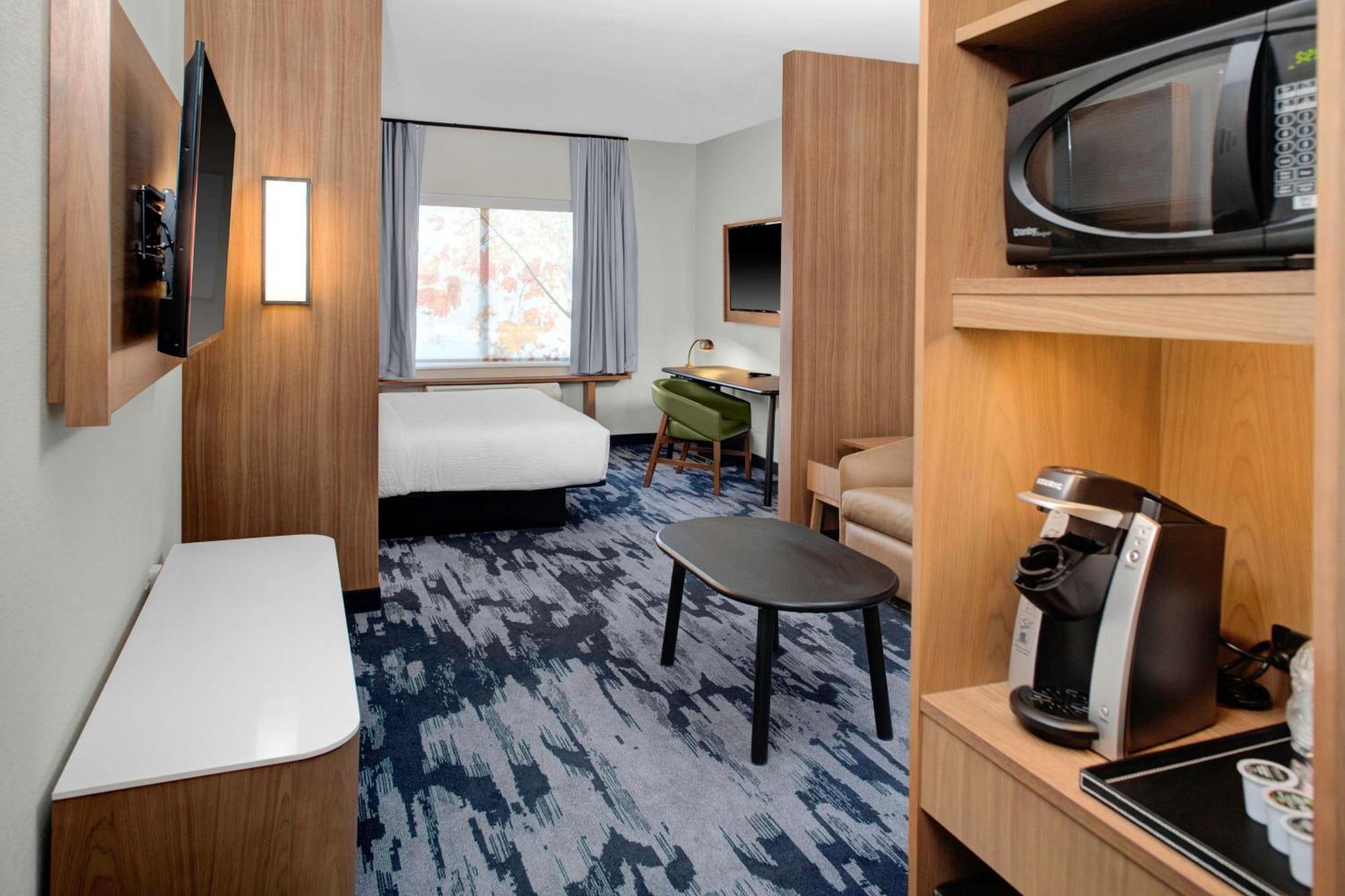 Fairfield Inn & Suites By Marriott Roanoke Salem Ngoại thất bức ảnh